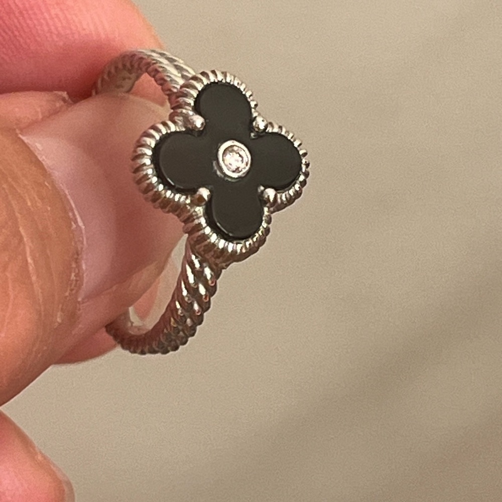 18k Solid Japan Onyx White Gold with Diamond